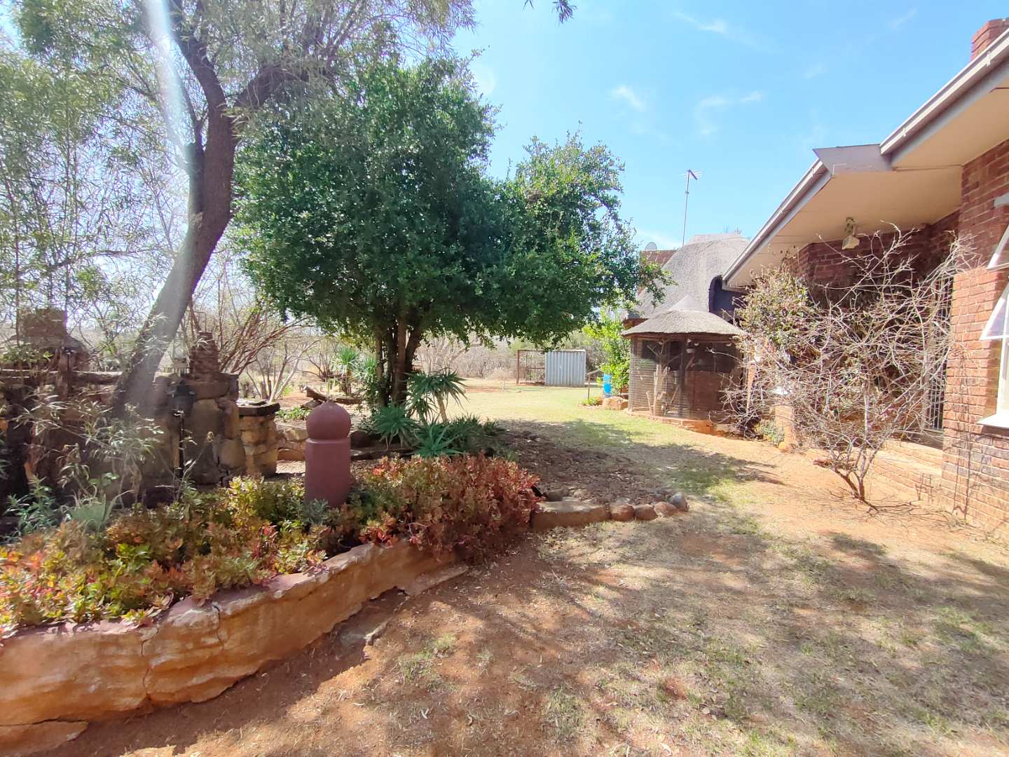 4 Bedroom Property for Sale in Langenhovenpark Free State